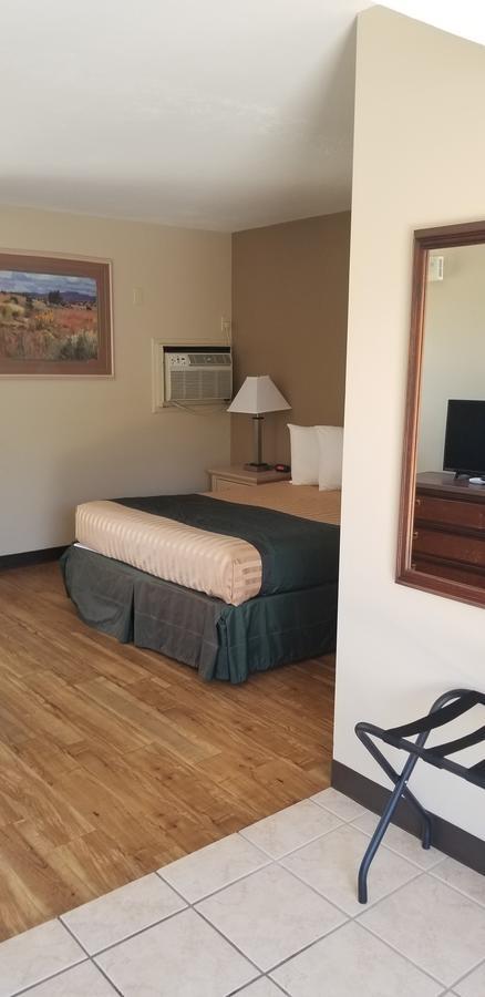 Lake Powell Canyon Inn Page Εξωτερικό φωτογραφία