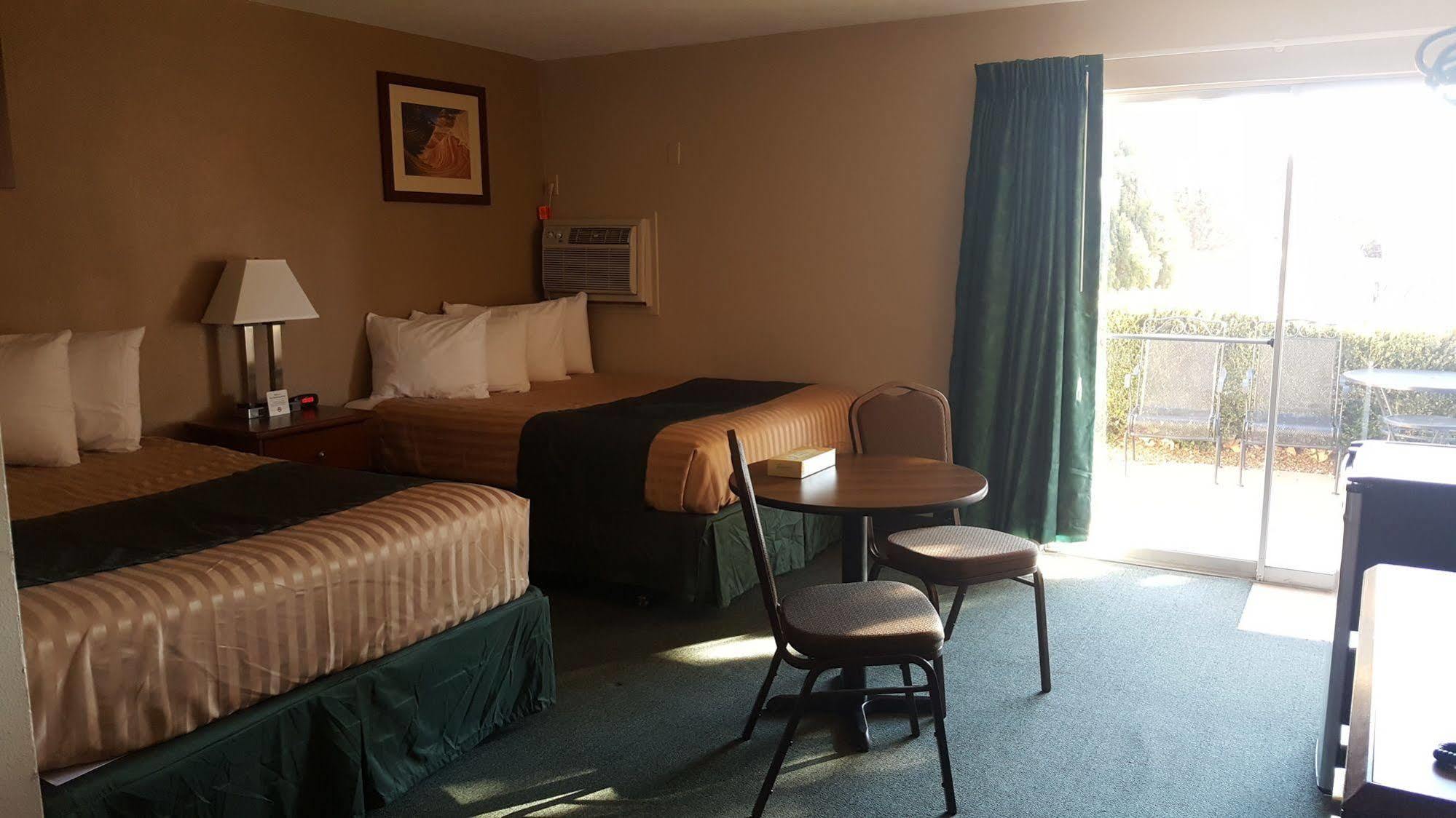 Lake Powell Canyon Inn Page Εξωτερικό φωτογραφία