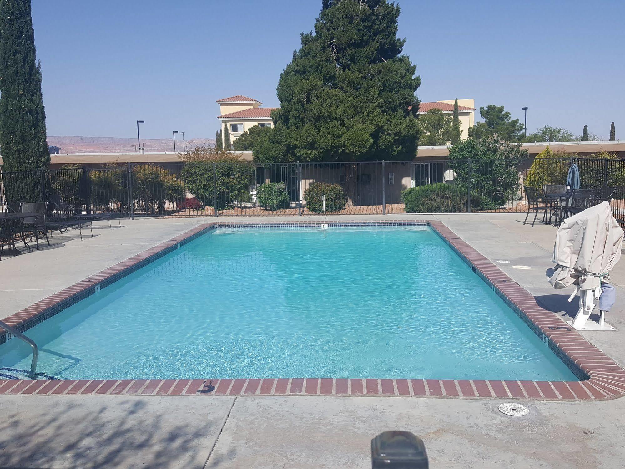 Lake Powell Canyon Inn Page Εξωτερικό φωτογραφία