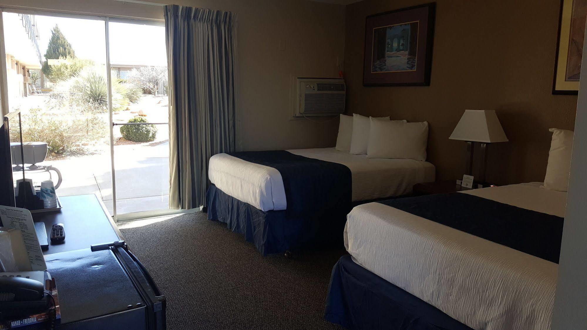 Lake Powell Canyon Inn Page Εξωτερικό φωτογραφία